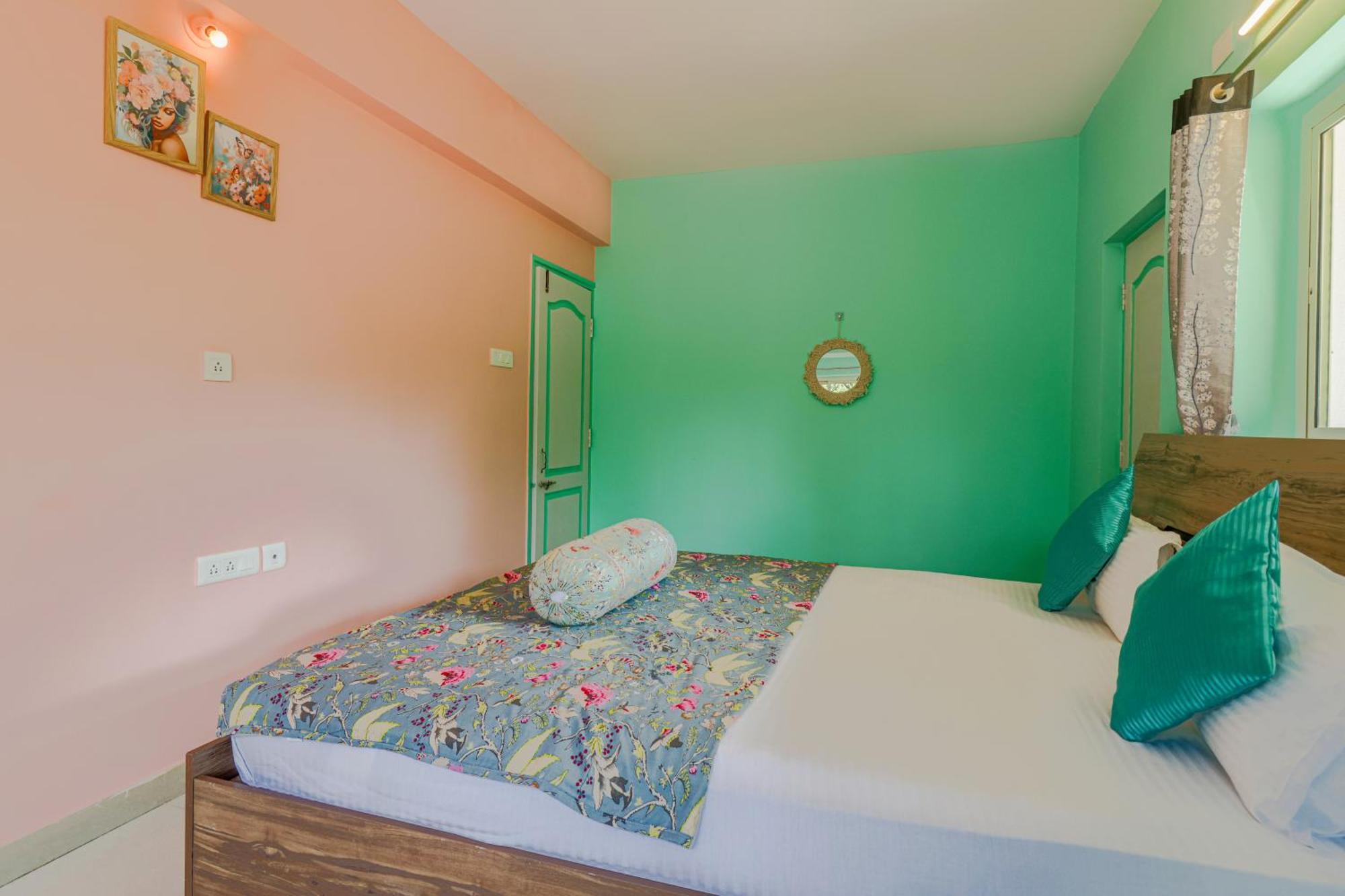 4Bhk Sparkling Apartment Near Beach Pool & Bar 2Bhkx2 Vagator Quarto foto