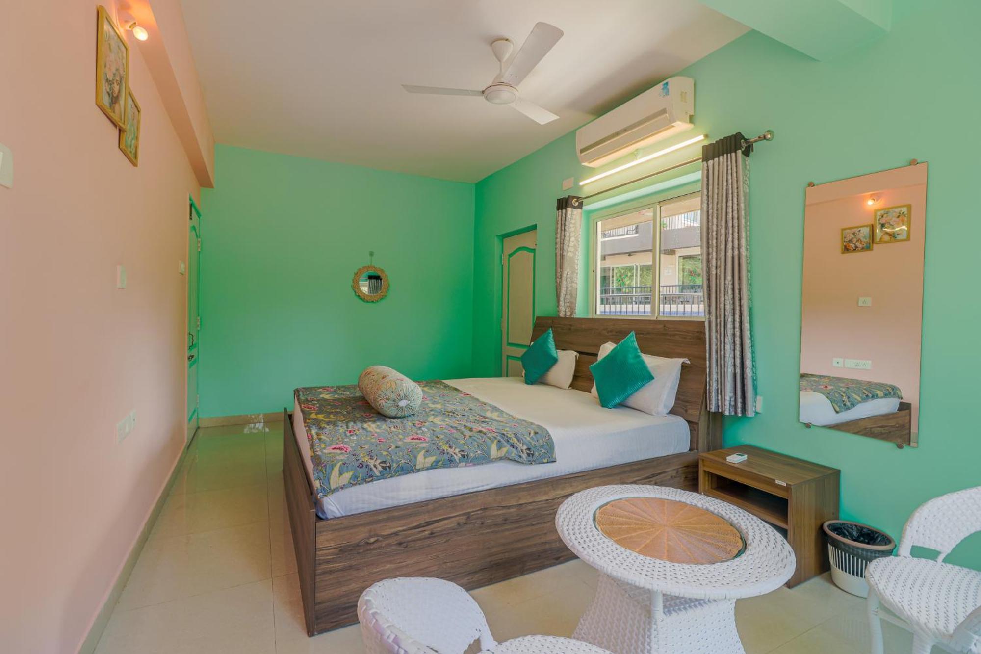 4Bhk Sparkling Apartment Near Beach Pool & Bar 2Bhkx2 Vagator Exterior foto