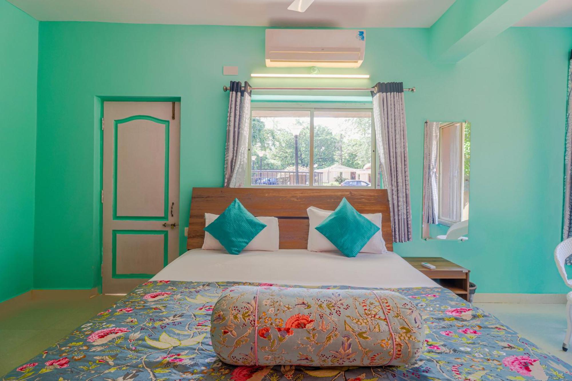 4Bhk Sparkling Apartment Near Beach Pool & Bar 2Bhkx2 Vagator Quarto foto